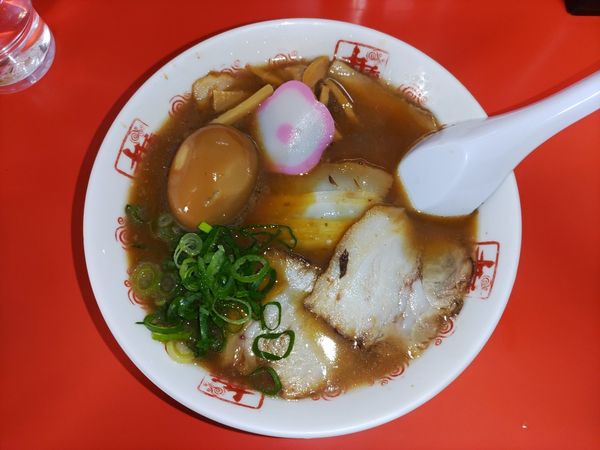 「特製中華そば+味付煮玉子」@井出商店の写真