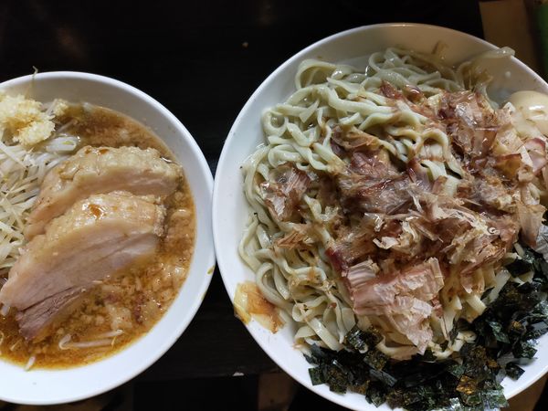 「【限定】昆布出汁つけ麺大1350円(800g)+生姜50円」@豚星。の写真