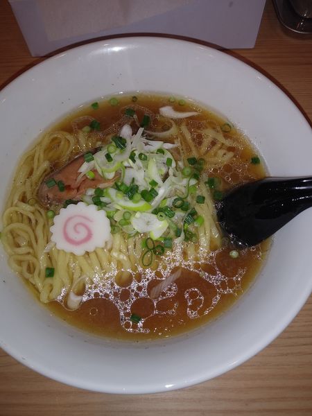 「醤油」@麺店ヒカリノアトリエの写真