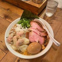 背脂醤油特製+ワンタン