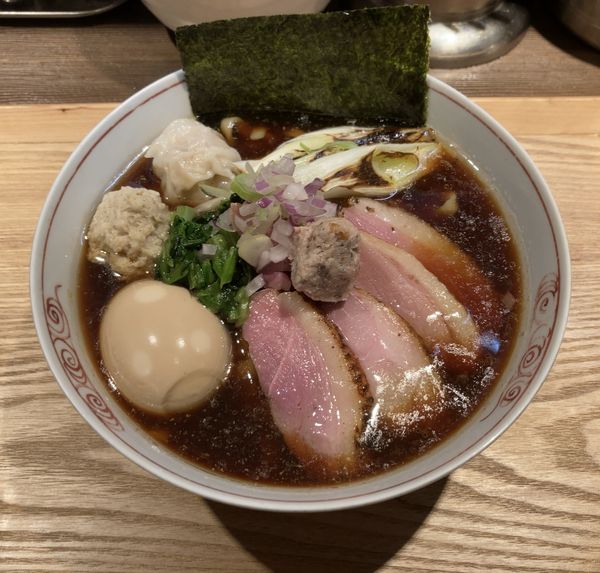「特製鴨出汁中華蕎麦(醤油)」@鴨出汁中華蕎麦 麺屋yoshikiの写真