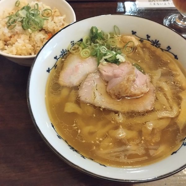 「塩らぁ麺大盛1000円、まぜごはん200円、ビール300円」@手打ち麺 秀登の写真