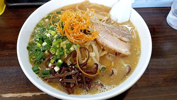 「味噌とんこつ」@とんこつのひろ うま馬分店の写真