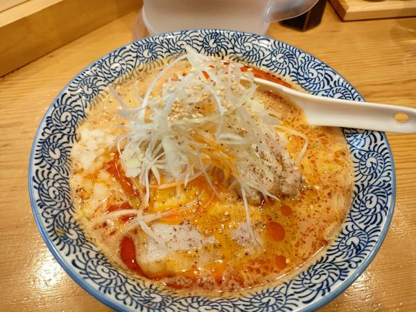 「ごまの辛いそば」@中華そば 笑歩の写真