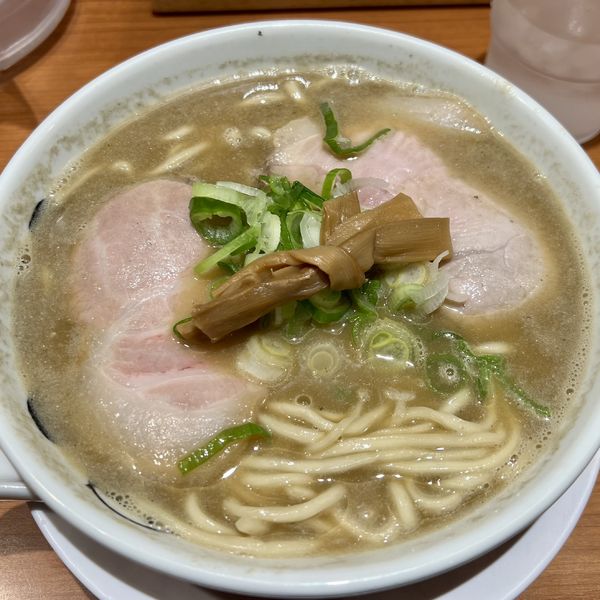 「濃口煮干そば」@中華そば ひらこ屋 東京ラーメンストリート店の写真