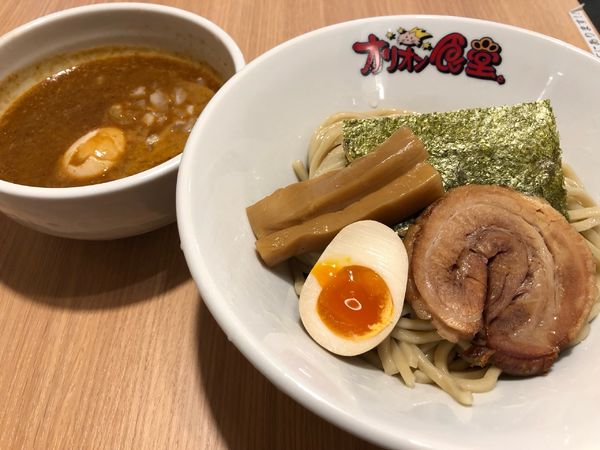 「濃魚つけ麺　辛うま」@オリオン食堂の写真