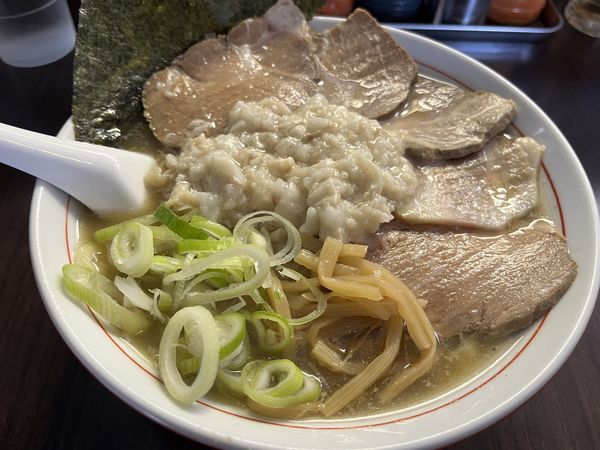 「塩チャーシュー中　身入り」@手打ち中華そば 酒田の写真