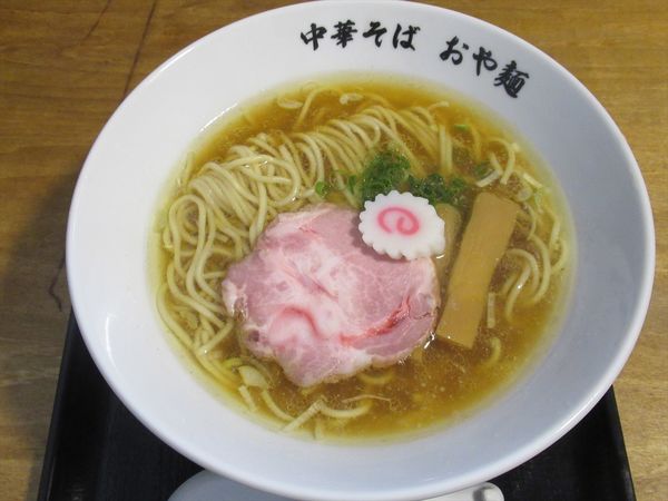 「中華そば醤油（850円）」@中華そば おや麺の写真