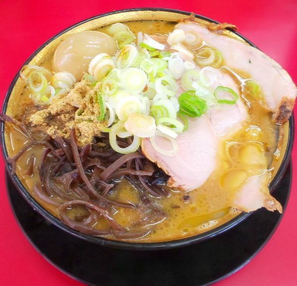「豚骨醤油ラーメン」@家系ラーメン 王道 いしいの写真