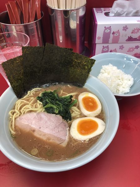 「ラーメン」@横浜ラーメン 武蔵家 大宮店の写真