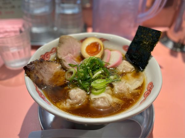 「流星プレミアムワンタン麺　¥1500」@流星軒の写真