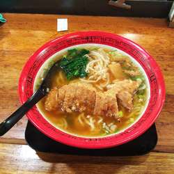 排骨拉麺(税込980円)