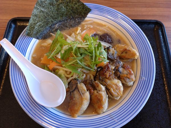 「かきちゃんぽん（かき５個入り・麺少なめ）　１１９０円」@長崎ちゃんぽん リンガーハット 八潮西袋店の写真