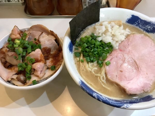 「濃厚塩ラーメン＋チャーシュー丼」@麺屋 扇 SENの写真