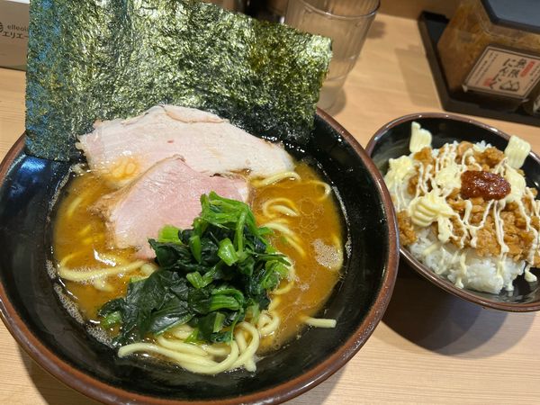 「ラーメン（並）¥850  ライス ¥100」@輝道家直系 皇綱家の写真