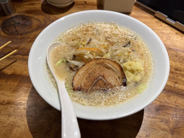 「味噌白丸」@博多一風堂 上野広小路店の写真