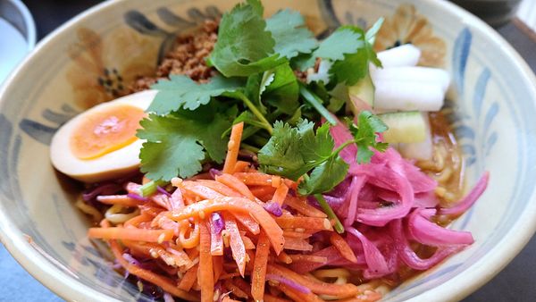 「汁なし担々麺、麻婆豆腐定食」@かかん 富ヶ谷店の写真