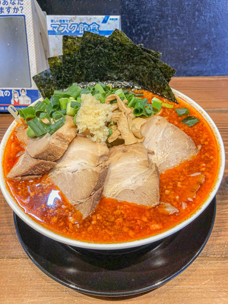「辛生姜醤油チャーシュウ麺（青ネギ+海苔TP）」@スタミナススムの写真