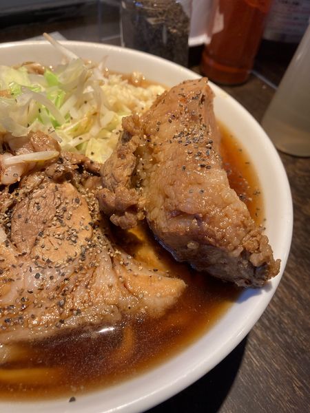 「ミニラーメン（300g）豚クーポン」@豚仙人 藤沢店の写真