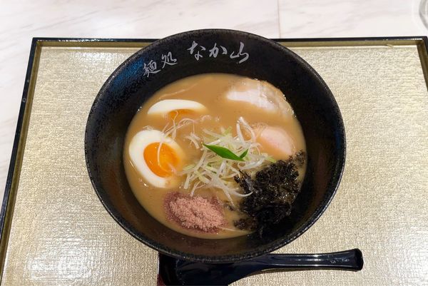 「濃厚鶏白湯ラーメンwith味玉」@麺処 なか山の写真