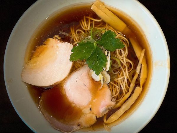 「煮干ト鶏ノ中華そば 850円」@煮干拉麺 小烏丸 問屋町店の写真