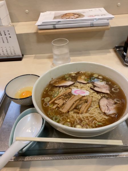 「中華麺　生玉子付　1180円」@永福町大勝軒の写真