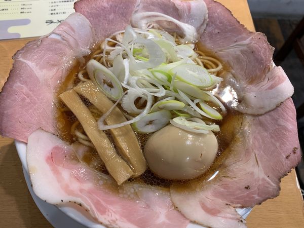 「ラーメンピストル」@ラーメン大戦争 三宮店の写真