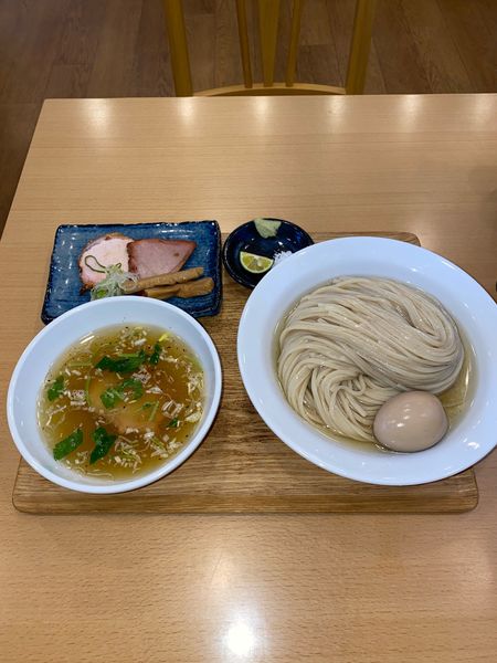 「白醤油昆布水つけ麺大盛変更味玉¥1,520円(期間限定)」@麺道 ひとひらの写真