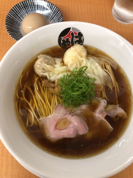 「醤油ワンタン麺」@らーめん はやしの写真