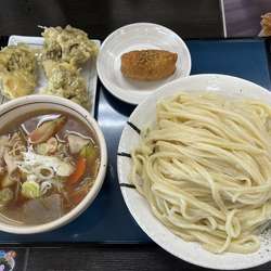【期間限定】けんちん汁うどん800円舞茸天220円いなり90