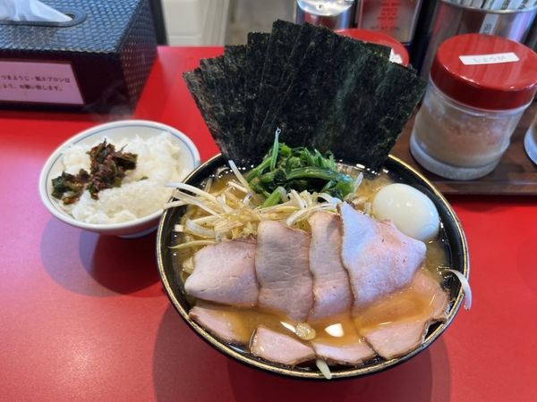 「特上ラーメン中盛り味ネギ」@ラーメン 前原軒の写真