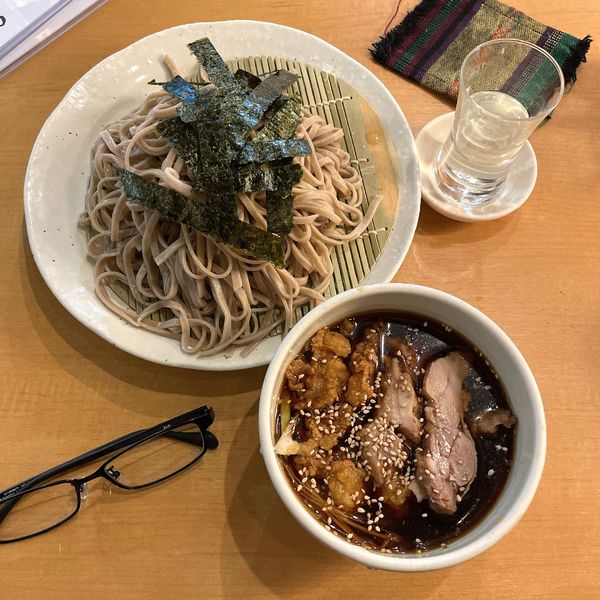 「名物 鶏玉つけ蕎麦（鶏チャーシュー入り）（冷）」@神田 つけ蕎麦 わびすけの写真