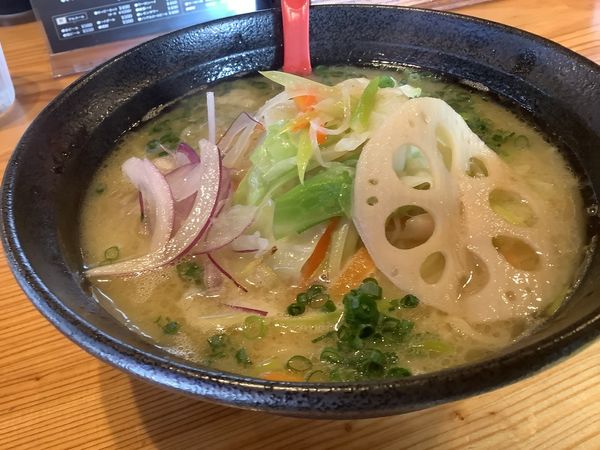 「うま塩らーめん　900円」@創麺 どすんの写真