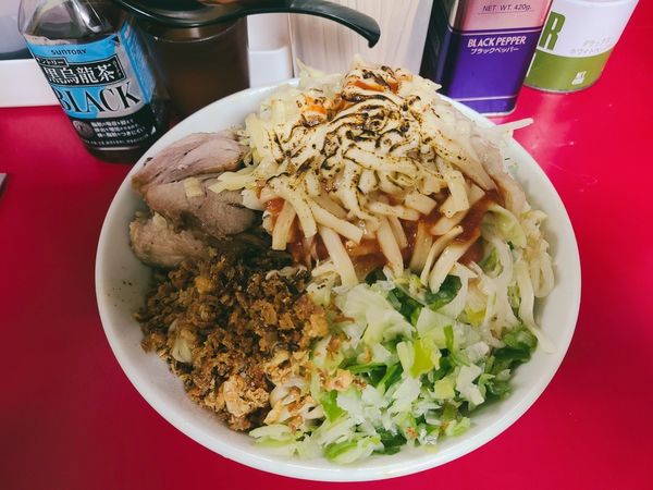 「ねぎ汁無し 豚 大 ピザ12/12」@ラーメン二郎 中山駅前店の写真