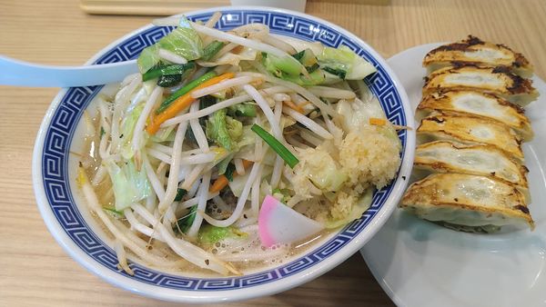 「タンギョウ¥990-」@東京タンメン トナリ 西葛西店の写真