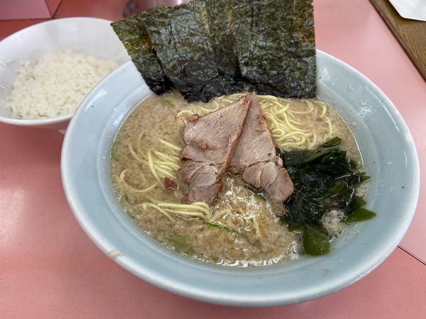「朝ラーメン（固め 多め）」@ラーメンショップ 石川店の写真