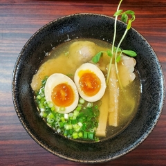 塩ラーメン専門店 汐〇の画像