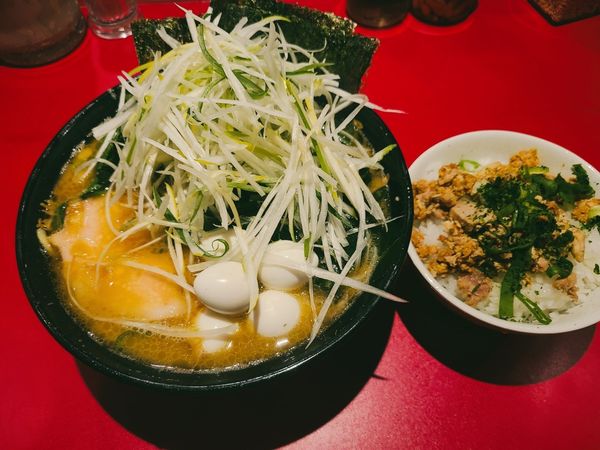 「ラーメン 下仁田ネギ」@厚木家の写真