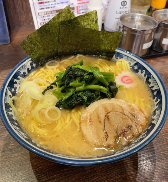 「濃厚豚骨ラーメン 醤油 大盛」@麺屋 武士道 船橋店の写真