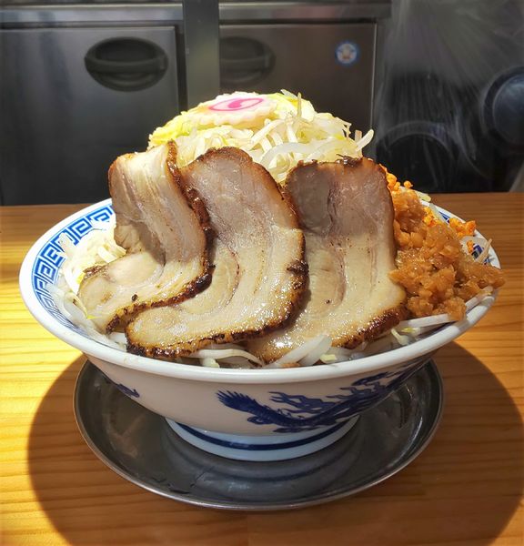 「角ふじ並盛（850円）+肉野菜増し（250円）」@健勝軒 本八幡店の写真