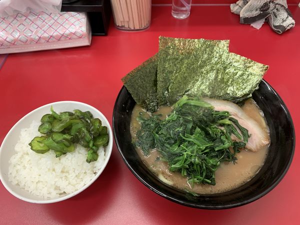 「ラーメン ¥680 レン草増し ¥150 無料ライス」@横浜家系ラーメン おうじ家の写真