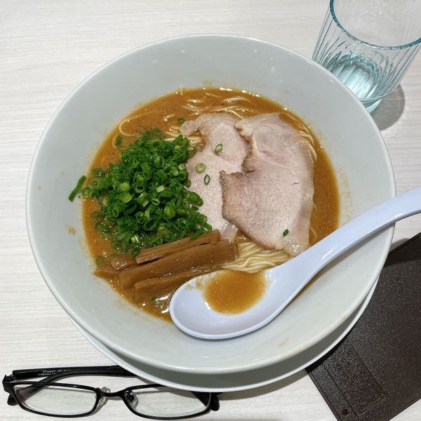 「光＋中華麺」@羹と麺 嘉六田の写真