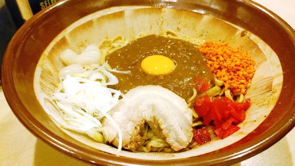 「鷹の目咖喱・麺増し600g(らっきょう辛揚げ)￥1,200」@鷹の目 蒲田店の写真