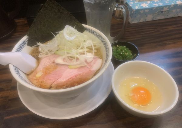 「醤油（細・固め・濃いめ￥800）他」@稲荷屋の写真