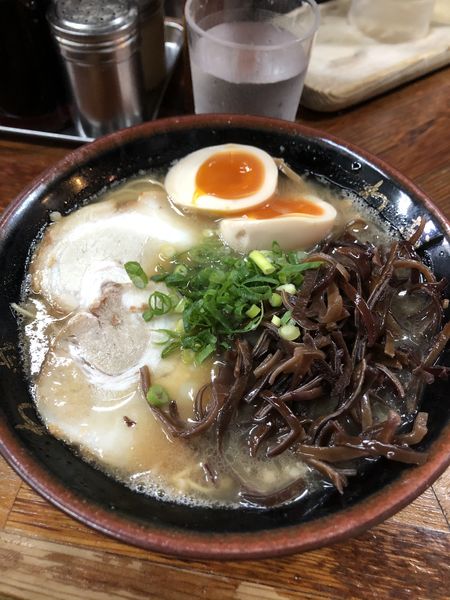 「ラーメン」@博多とんこつラーメン わ蔵 歌舞伎町店の写真