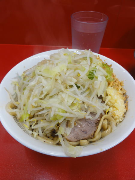 「汁なし950円にんにく」@ラーメン二郎 越谷店の写真