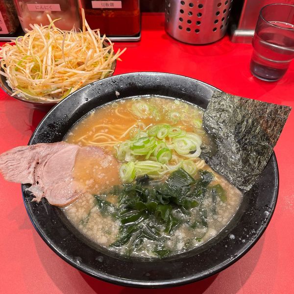「ラーメン　ネギ丼赤」@柏ネギラーメン 柏本店の写真