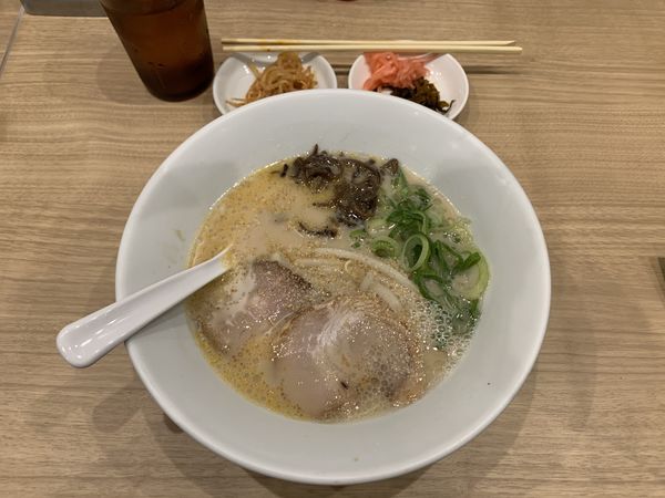 「白 820円」@一風堂 四条烏丸店の写真