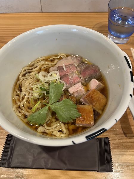 「ラーメン　肉三昧トッピング」@らーめん かねかつの写真