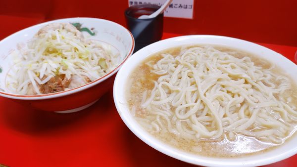 「麺増し大(ヤサイアブラカラメ)￥930」@ラーメン二郎 京急川崎店の写真